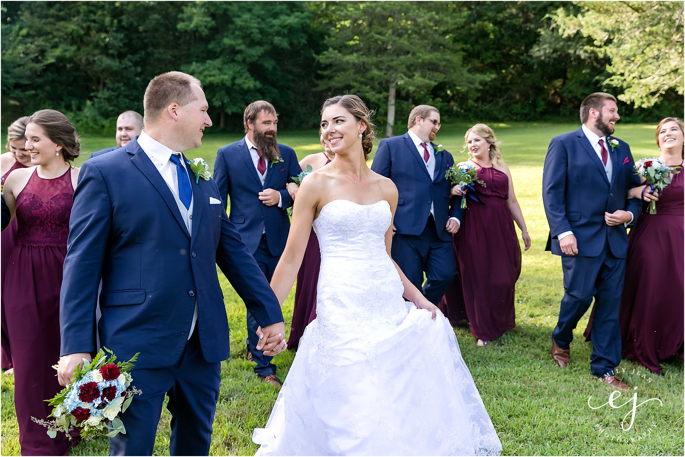 navy and burgundy bridal wedding party outdoors wisconsin photographer wedding