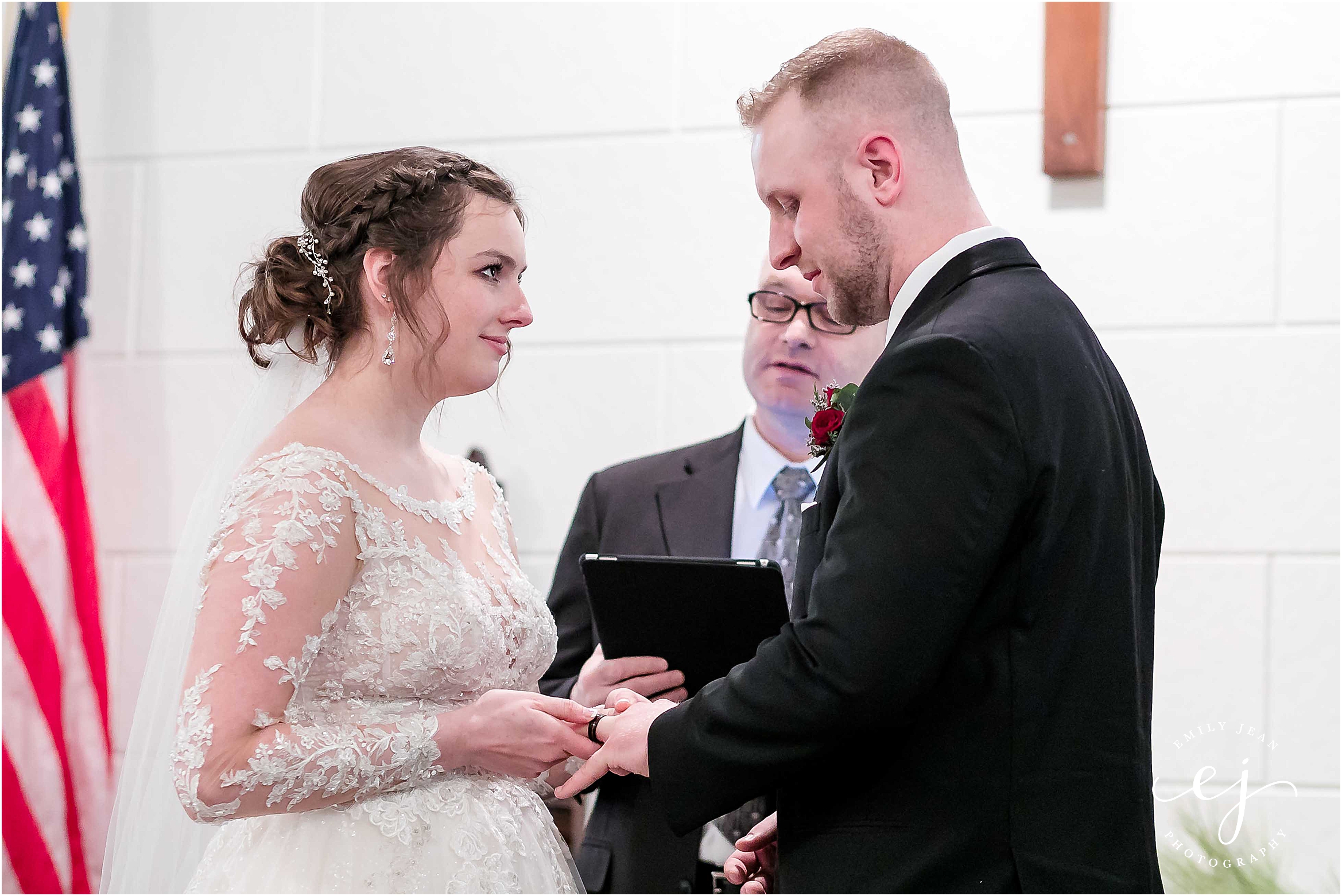 dakota minnesota church wedding ceremony exchanging rings