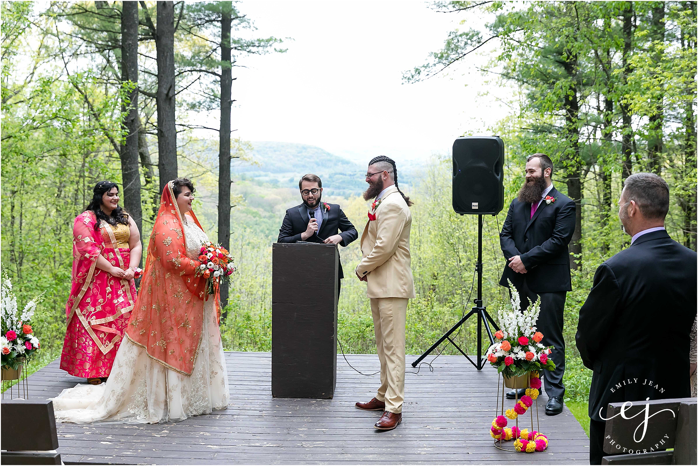 wedding ceremony at wildcat mountain state park wisconsin