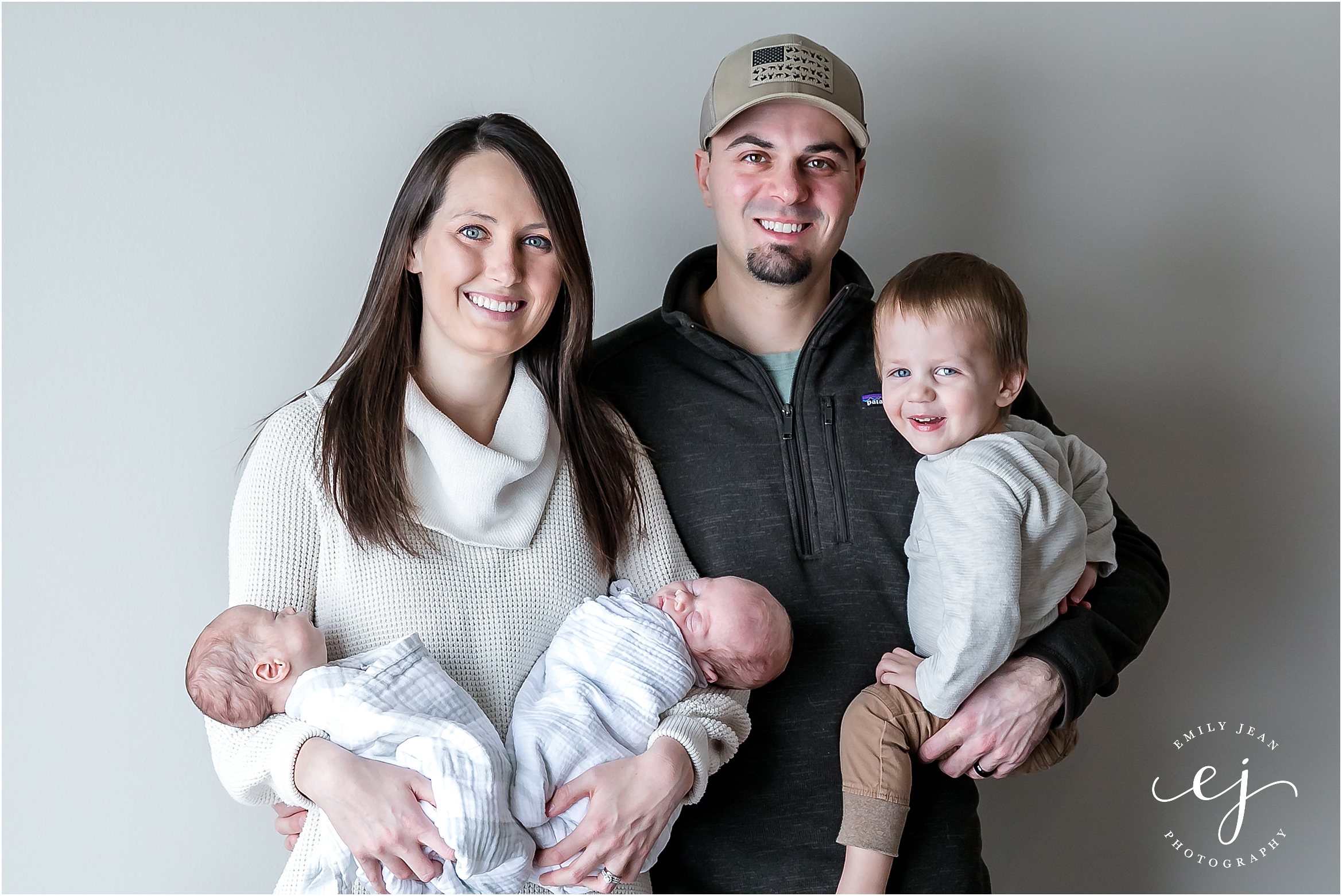 la crosse family in home lifestyle session toddler and newborn boys